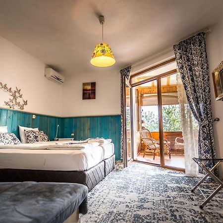 Tihiat Kut Complex Hotel Kjusztendil Kültér fotó