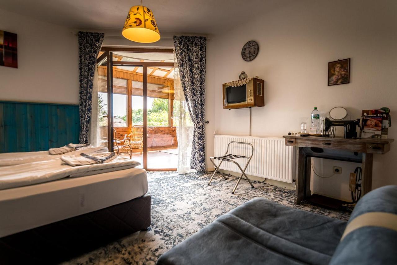 Tihiat Kut Complex Hotel Kjusztendil Kültér fotó