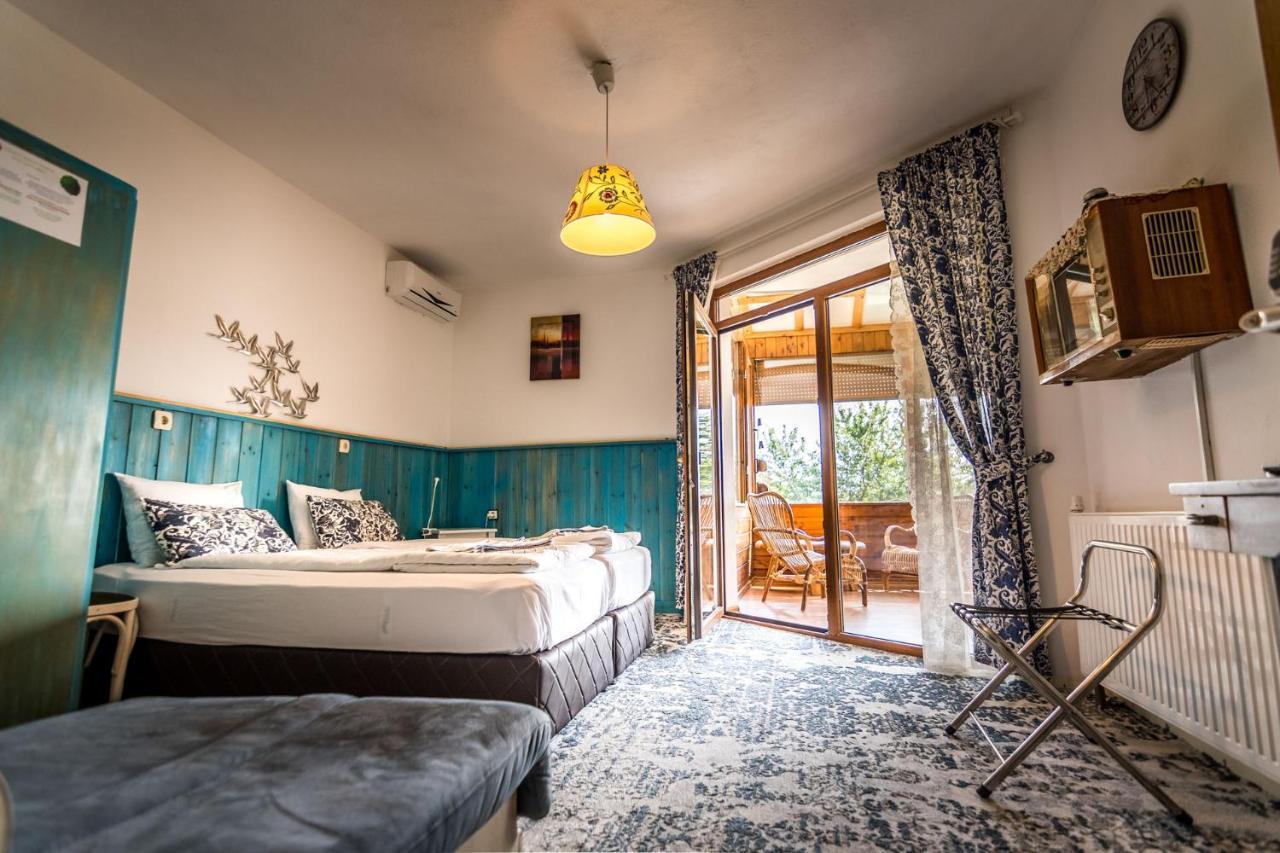 Tihiat Kut Complex Hotel Kjusztendil Kültér fotó