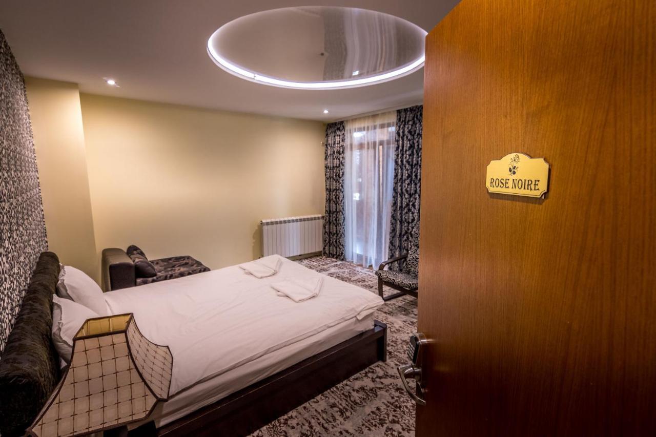 Tihiat Kut Complex Hotel Kjusztendil Kültér fotó