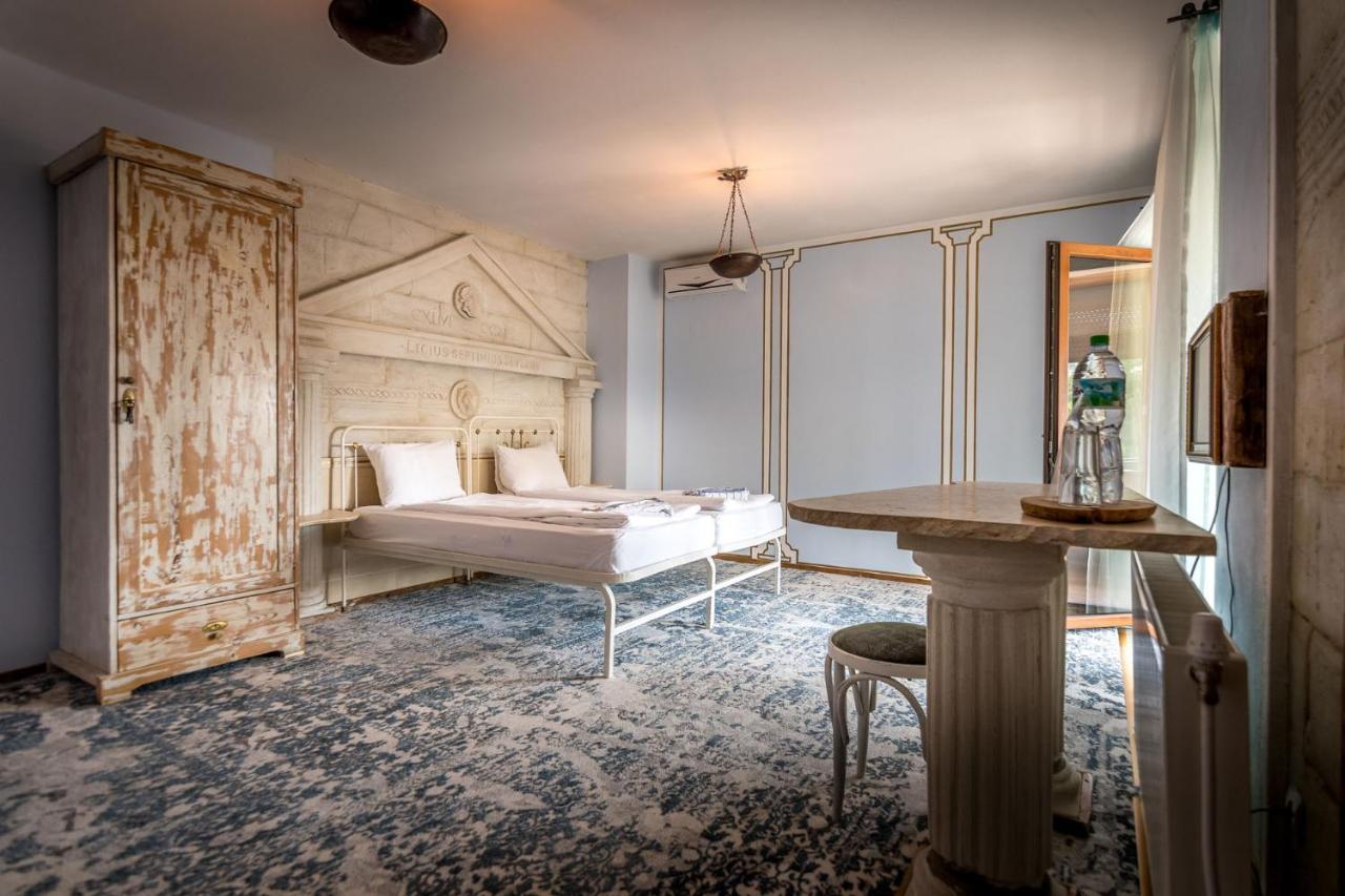 Tihiat Kut Complex Hotel Kjusztendil Kültér fotó