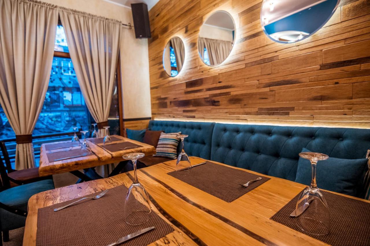Tihiat Kut Complex Hotel Kjusztendil Kültér fotó