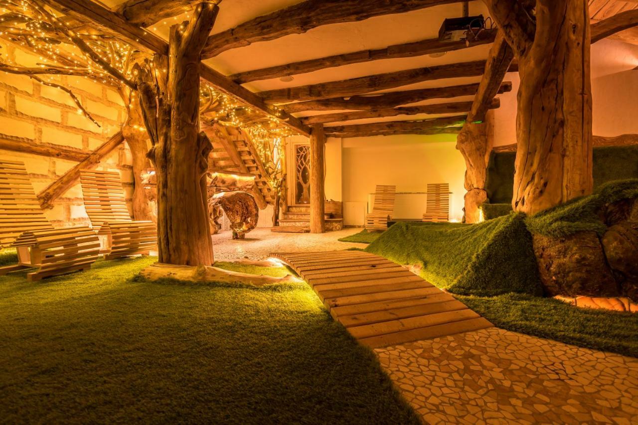Tihiat Kut Complex Hotel Kjusztendil Kültér fotó