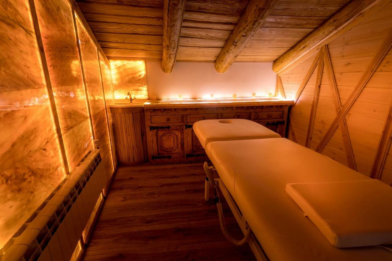 Tihiat Kut Complex Hotel Kjusztendil Kültér fotó
