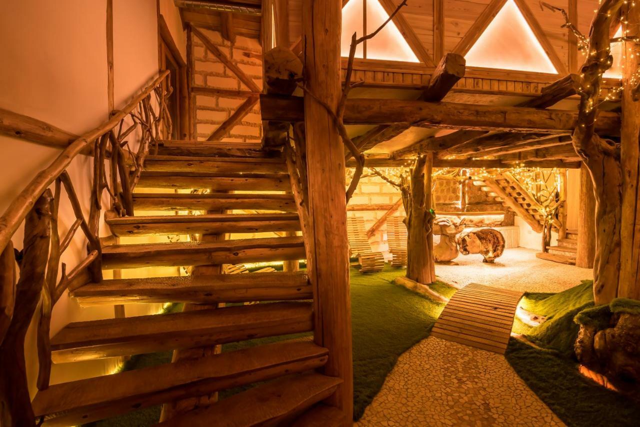 Tihiat Kut Complex Hotel Kjusztendil Kültér fotó